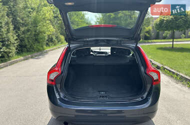 Универсал Volvo V60 2012 в 