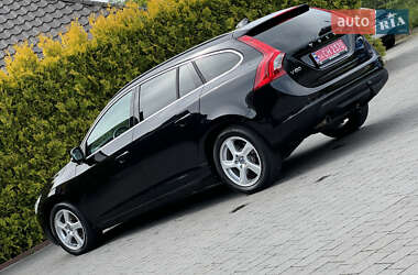 Универсал Volvo V60 2013 в 