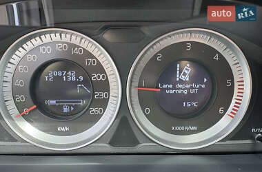 Универсал Volvo V60 2013 в 