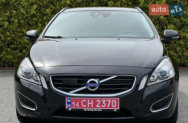 Универсал Volvo V60 2013 в 