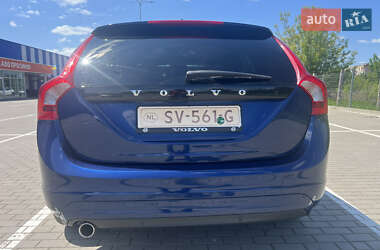 Универсал Volvo V60 2015 в 