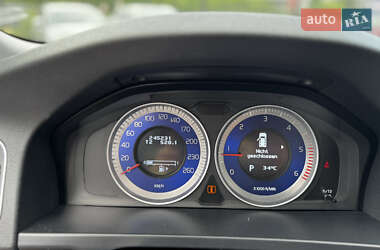 Універсал Volvo V60 2012 в 