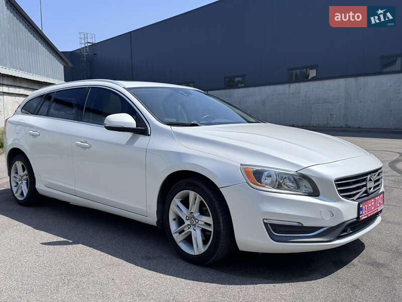 Универсал Volvo V60 2015 в Киеве