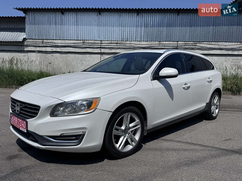 Универсал Volvo V60 2015 в Киеве