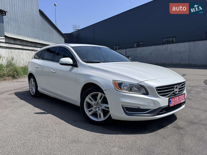Универсал Volvo V60 2015 в Киеве