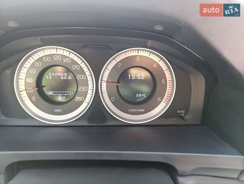 Универсал Volvo V60 2011 в Львове фото 45 Универсал Volvo V60 2011 в Львове