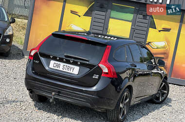 Универсал Volvo V60 2015 в 