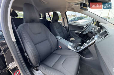 Универсал Volvo V60 2015 в 