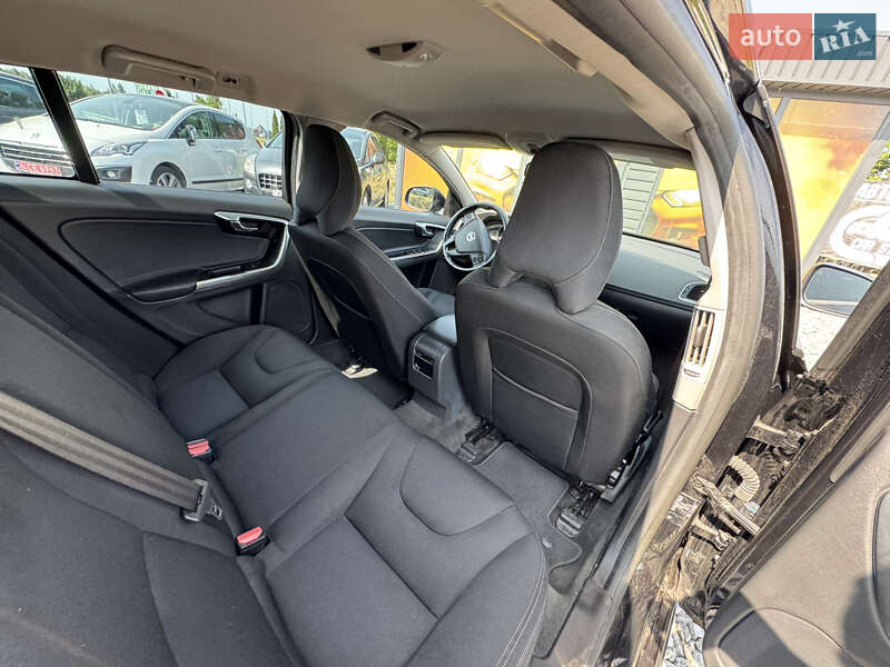 Универсал Volvo V60 2015 в Стрые