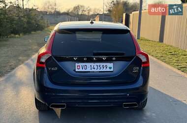 Универсал Volvo V60 2015 в 