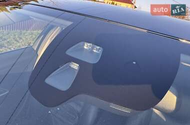 Универсал Volvo V60 2015 в 
