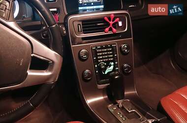 Універсал Volvo V60 2011 в 