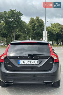 Универсал Volvo V60 2016 в 