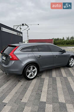 Универсал Volvo V60 2016 в 