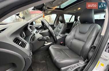 Универсал Volvo V60 2014 в 