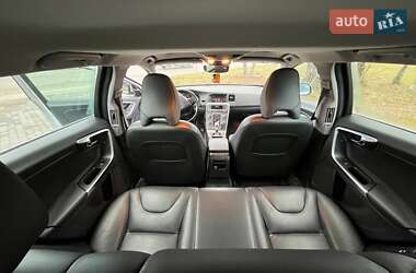 Универсал Volvo V60 2014 в 