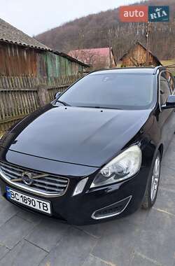 Универсал Volvo V60 2012 в Львове