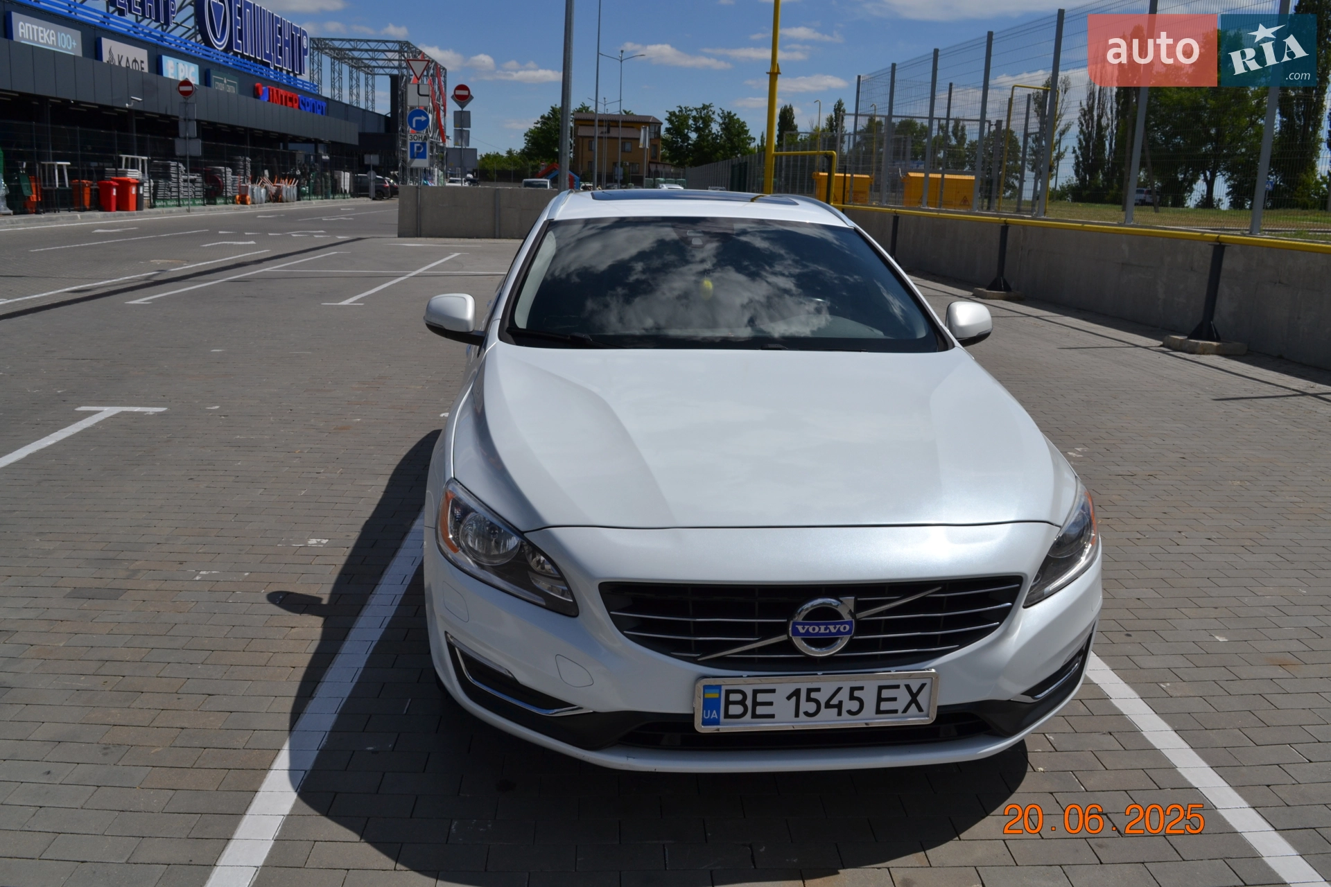 2017 Volvo V60 - мініатюра 6