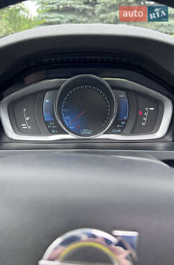 Универсал Volvo V60 2014 в 