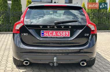 Универсал Volvo V60 2012 в 