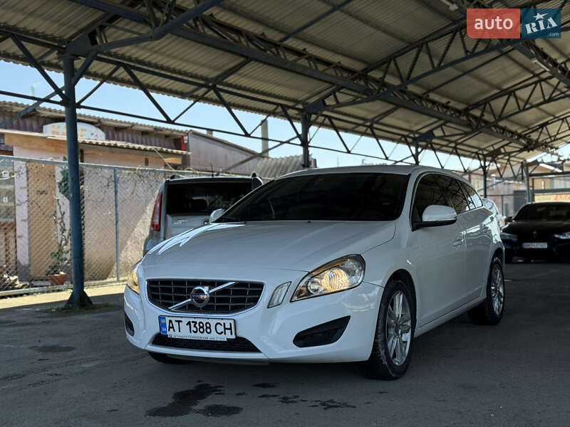 Volvo V60 2013
