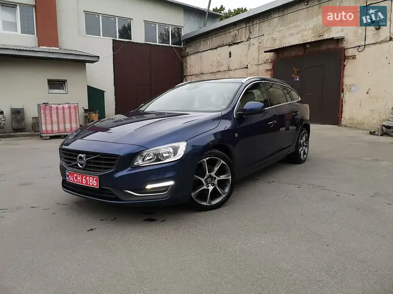 Volvo V60 2015
