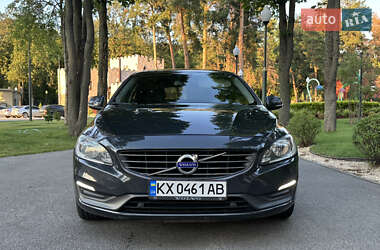 Универсал Volvo V60 2014 в 