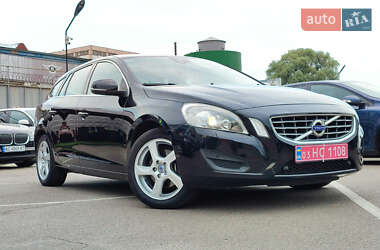 Универсал Volvo V60 2012 в Киеве