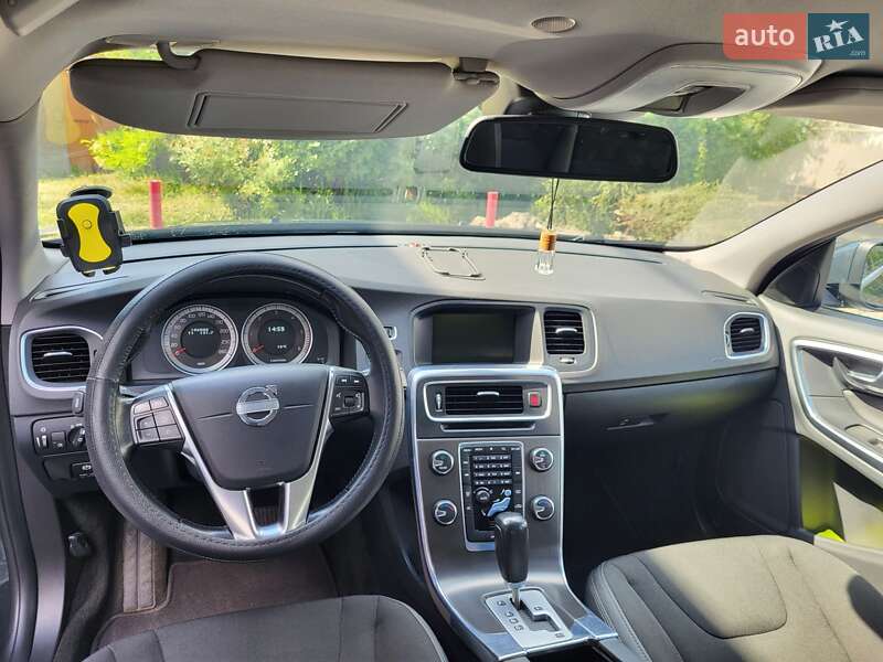 Універсал Volvo V60 2012 в Запоріжжі