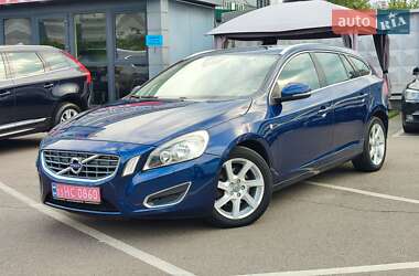 Универсал Volvo V60 2012 в Киеве