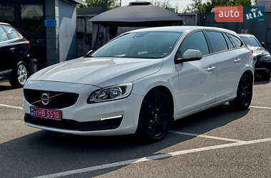 Универсал Volvo V60 2016 в 