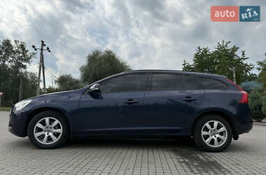 Универсал Volvo V60 2012 в 