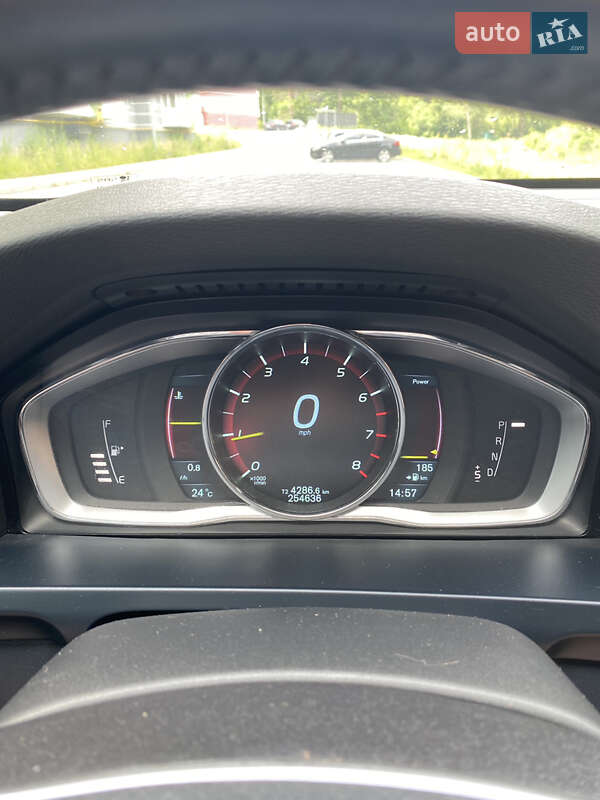 Универсал Volvo V60 2014 в Новояворовске фото 10 Универсал Volvo V60 2014 в Новояворовске