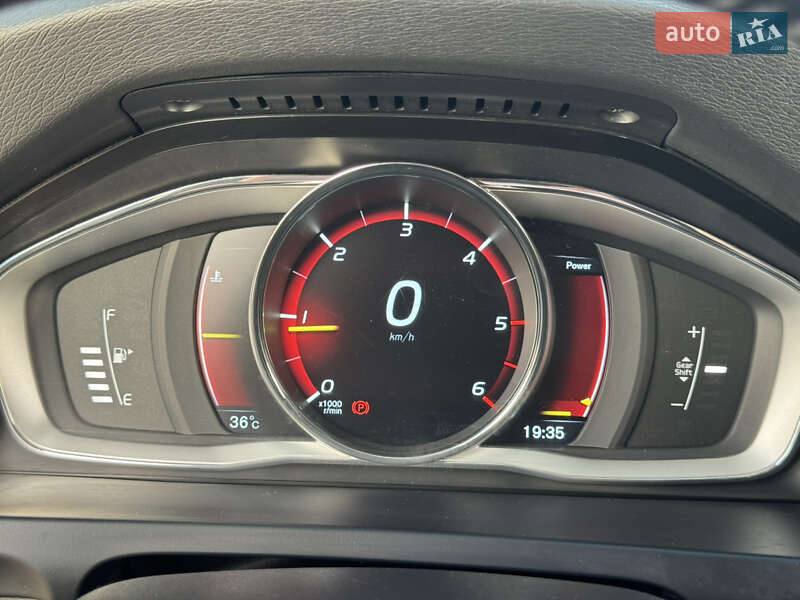 Універсал Volvo V60 2014 в Миколаєві