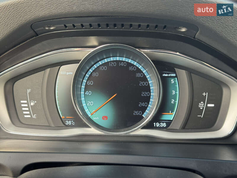 Універсал Volvo V60 2014 в Миколаєві
