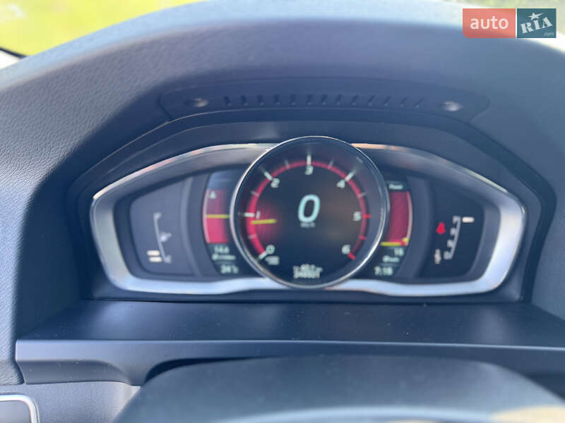 Универсал Volvo V60 2014 в Киеве