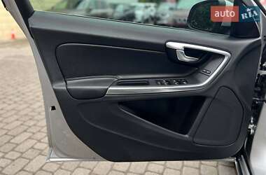 Универсал Volvo V60 2013 в 