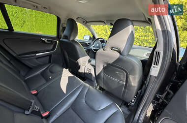Универсал Volvo V60 2012 в 