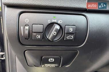 Универсал Volvo V60 2012 в 