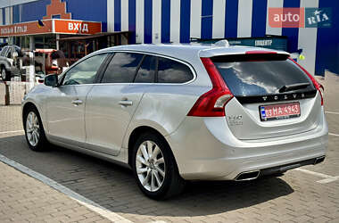 Универсал Volvo V60 2014 в 