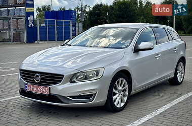 Универсал Volvo V60 2014 в 
