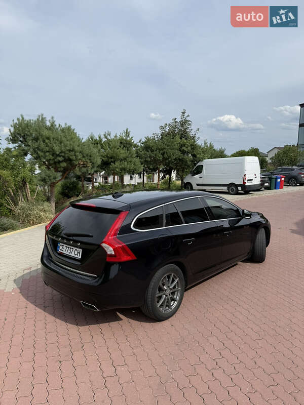Універсал Volvo V60 2013 в Чернівцях