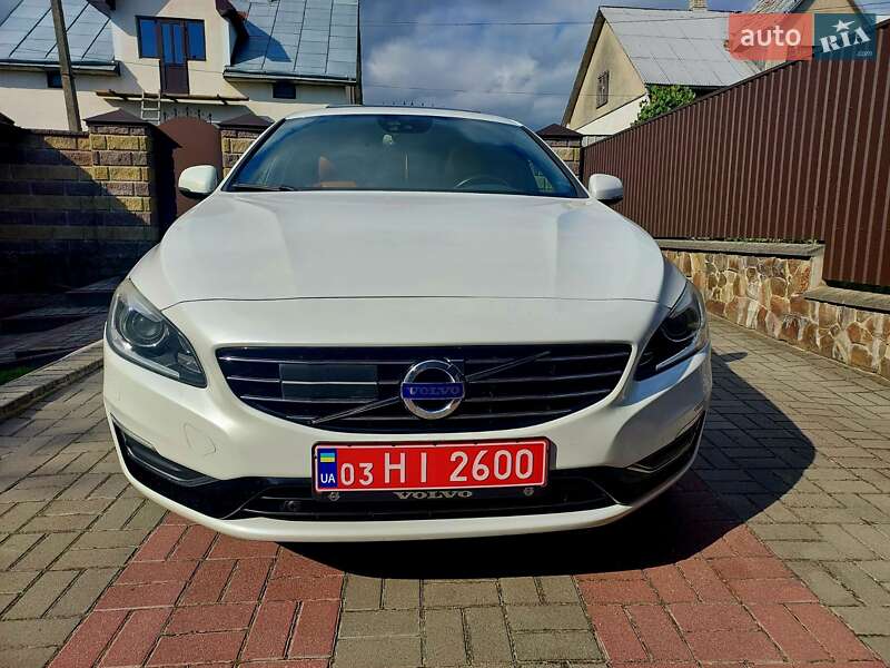 Універсал Volvo V60 2014 в Бродах