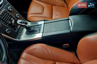 Универсал Volvo V60 2014 в 