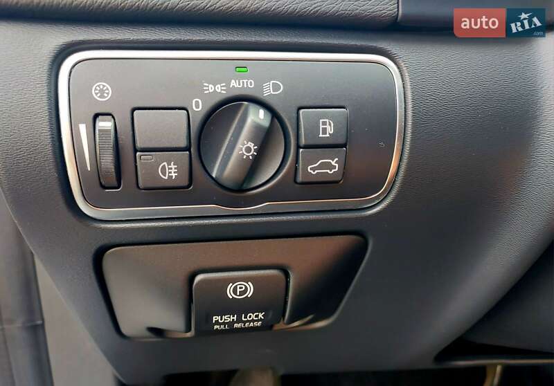 Універсал Volvo V60 2014 в Бродах