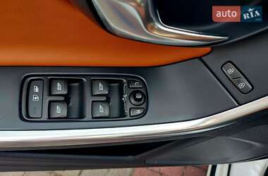 Универсал Volvo V60 2014 в 