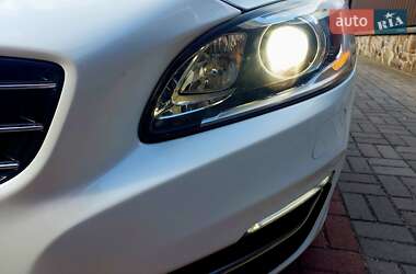 Универсал Volvo V60 2014 в 