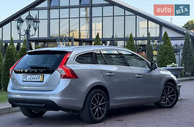 Универсал Volvo V60 2012 в 