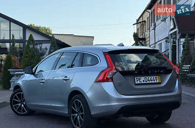 Универсал Volvo V60 2012 в 