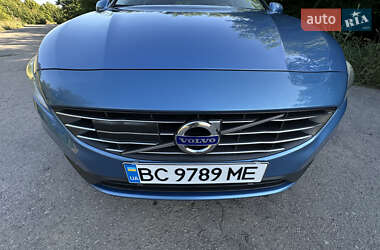 Универсал Volvo V60 2015 в 